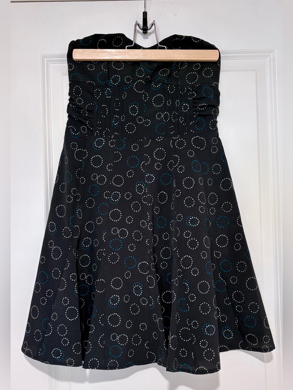 American Eagle Outfitters Black Skater Skirt with Teal & White Dots 👗